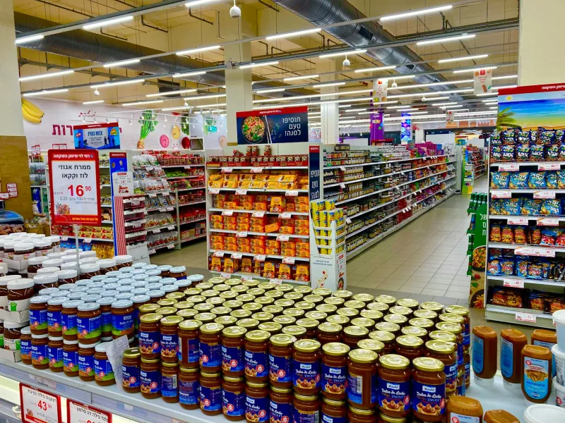 The Shelf Installation Mistake That Invented Self-Service Shopping